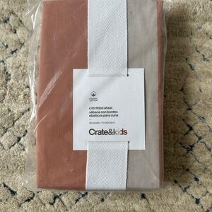 NWT Crate&Barrel Crate&kids Two-Tone Rust and Beige Crib Fitted Sheet